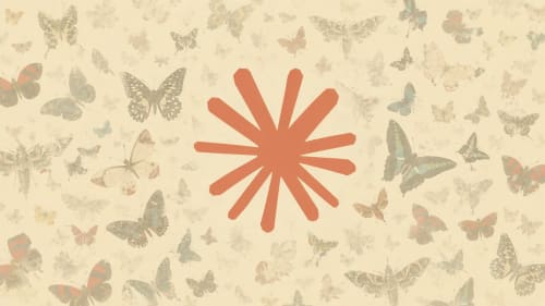 Logotipo de Claude sobre un fondo de mariposas desenfocadas