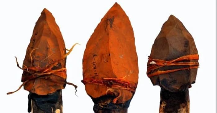 Puntas de lanza fabricadas con piedras afiladas