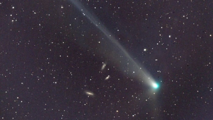 Cometa C/2024 E1 observado en el espacio