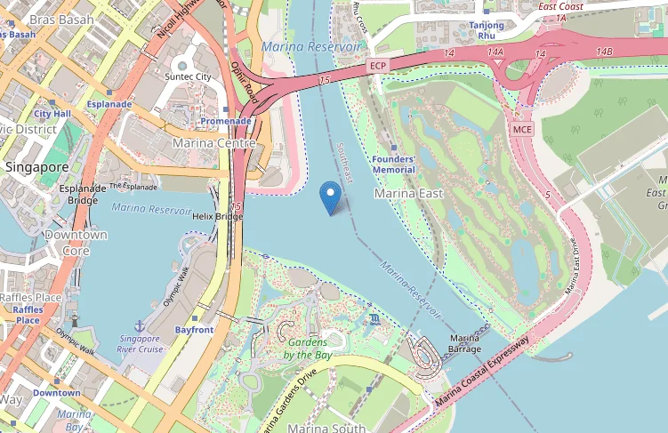 Mapa de Marina Bay, Singapur, destacando áreas urbanas y puntos turísticos
