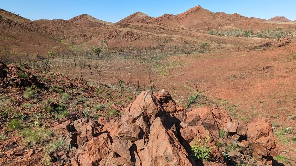 Vista aérea de la región de Pilbara, donde se descubrió el cráter de impacto más antiguo de la Tierra.