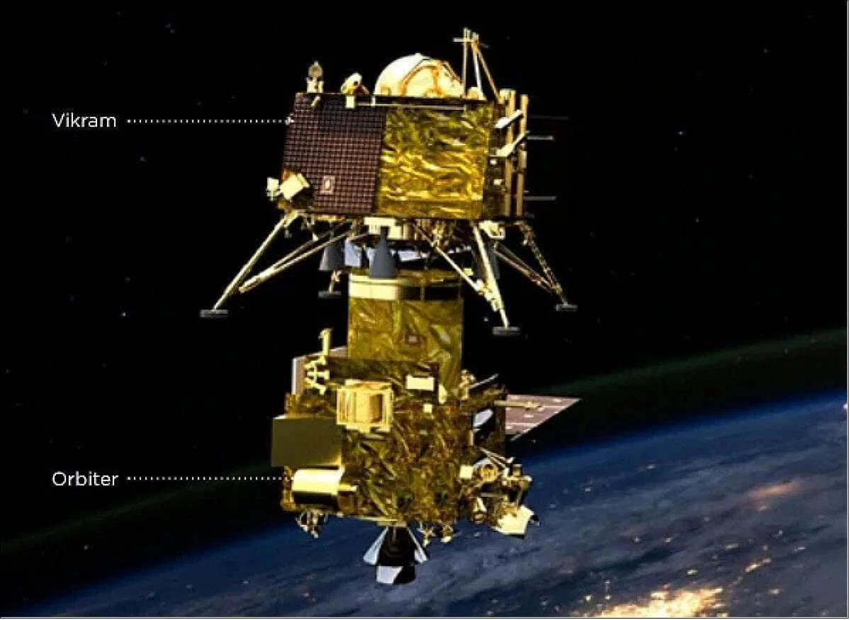Ilustración de la nave Chandrayaan-2 en órbita lunar antes de la separación del módulo Vikram.