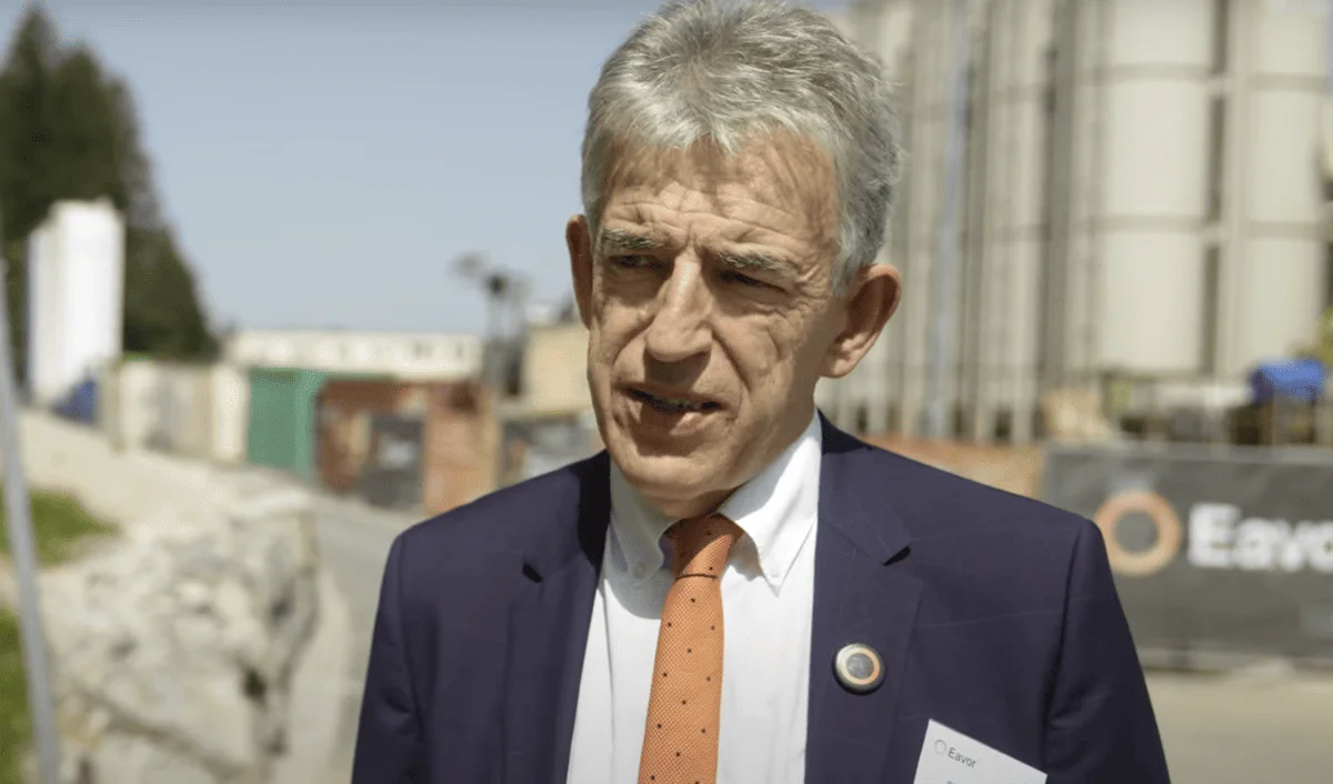 Robert Winsloe, vicepresidente ejecutivo de Eavor, en el sitio de Geretsried