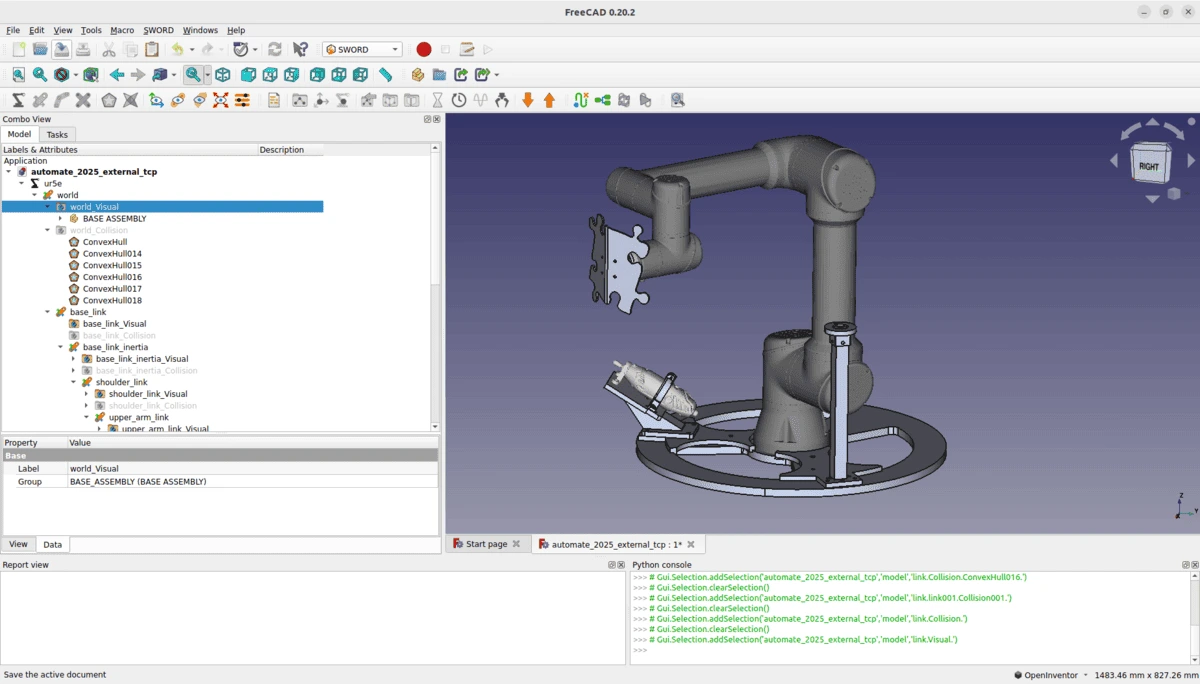 Modelo CAD 3D de un brazo robótico manipulando una pieza metálica tipo rompecabezas en el entorno SWORD