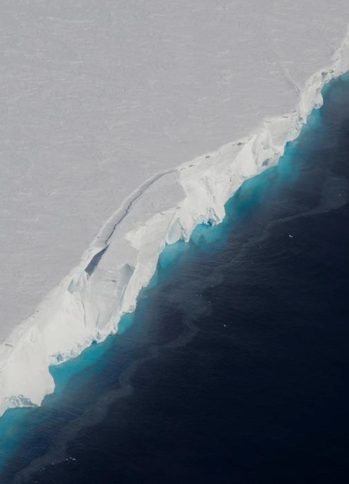 El glaciar Thwaites en la Antártida, conocido como Glaciar del Juicio Final