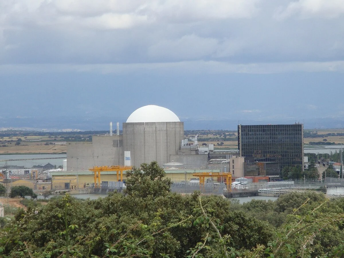 Vista panorámica de la central nuclear de Almaraz en España