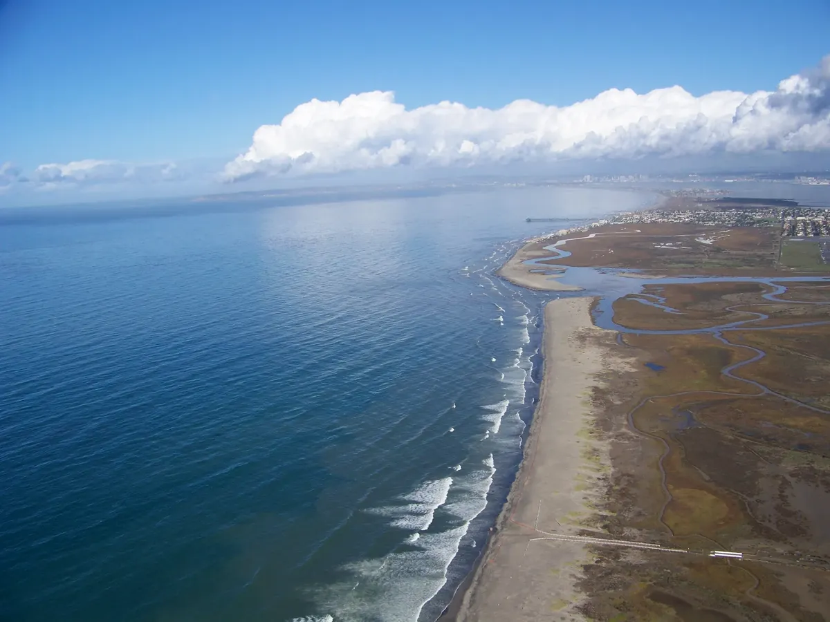 Aguas residuales del río Tijuana