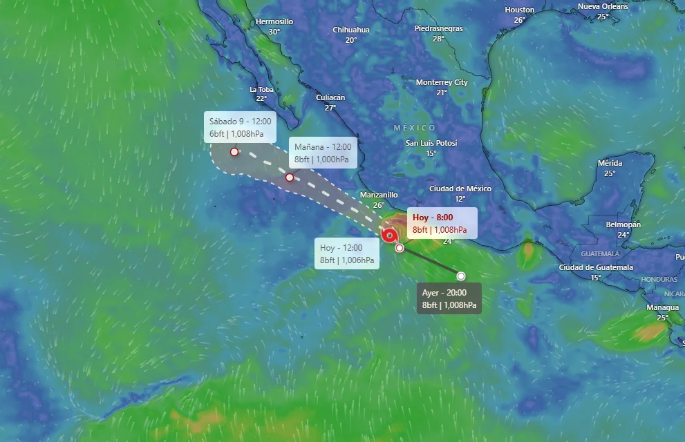 Trayectoria prevista de la tormenta tropical Ivo paralela a la costa del Pacífico mexicano