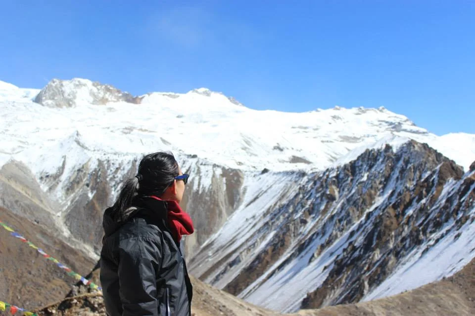 Sonam Sherpa en el glaciar Yala del Himalaya central