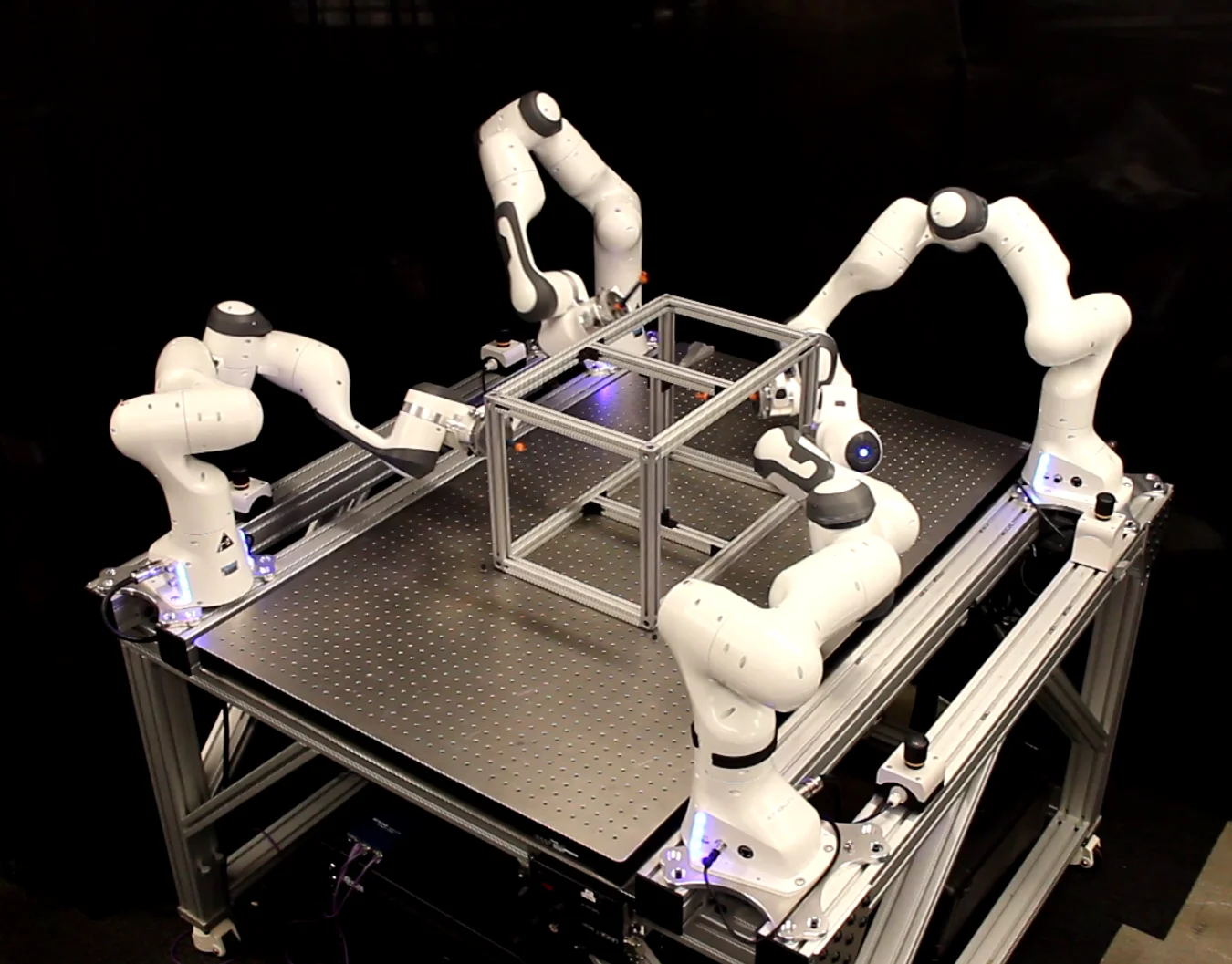 Robot de investigación de Google DeepMind y UCL ejecutando movimientos de ballet en un experimento de aprendizaje automático