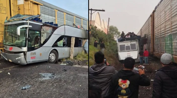 Autobús de pasajeros chocado y destruido tras ser impactado por un tren de carga en Atlacomulco, Estado de México