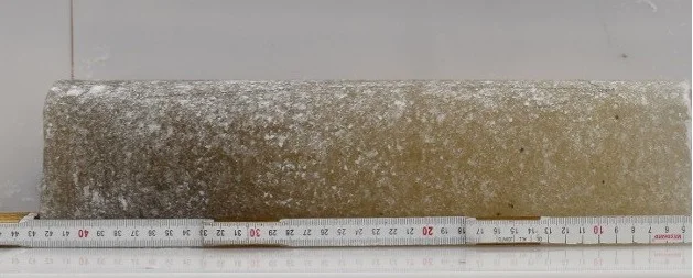 Núcleo de hielo de seis millones de años extraído de las colinas Allan en la Antártida, utilizado para estudiar el clima antiguo del planeta