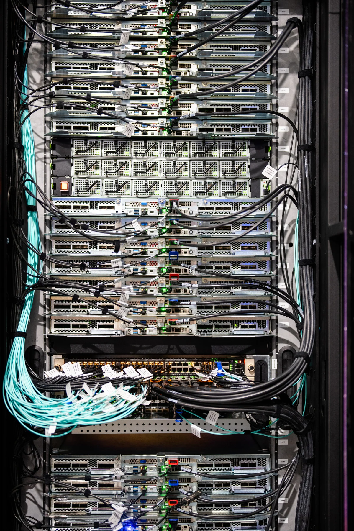 Sistema térmico y eléctrico integrado por Penguin Solutions