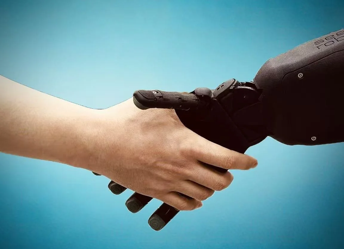 Un nuevo método enseña a los robots a agarrar como humanos