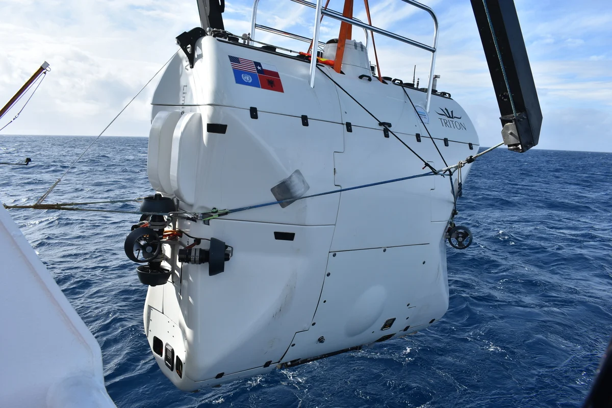 Sumergible utilizado en exploración de aguas profundas durante una expedición científica