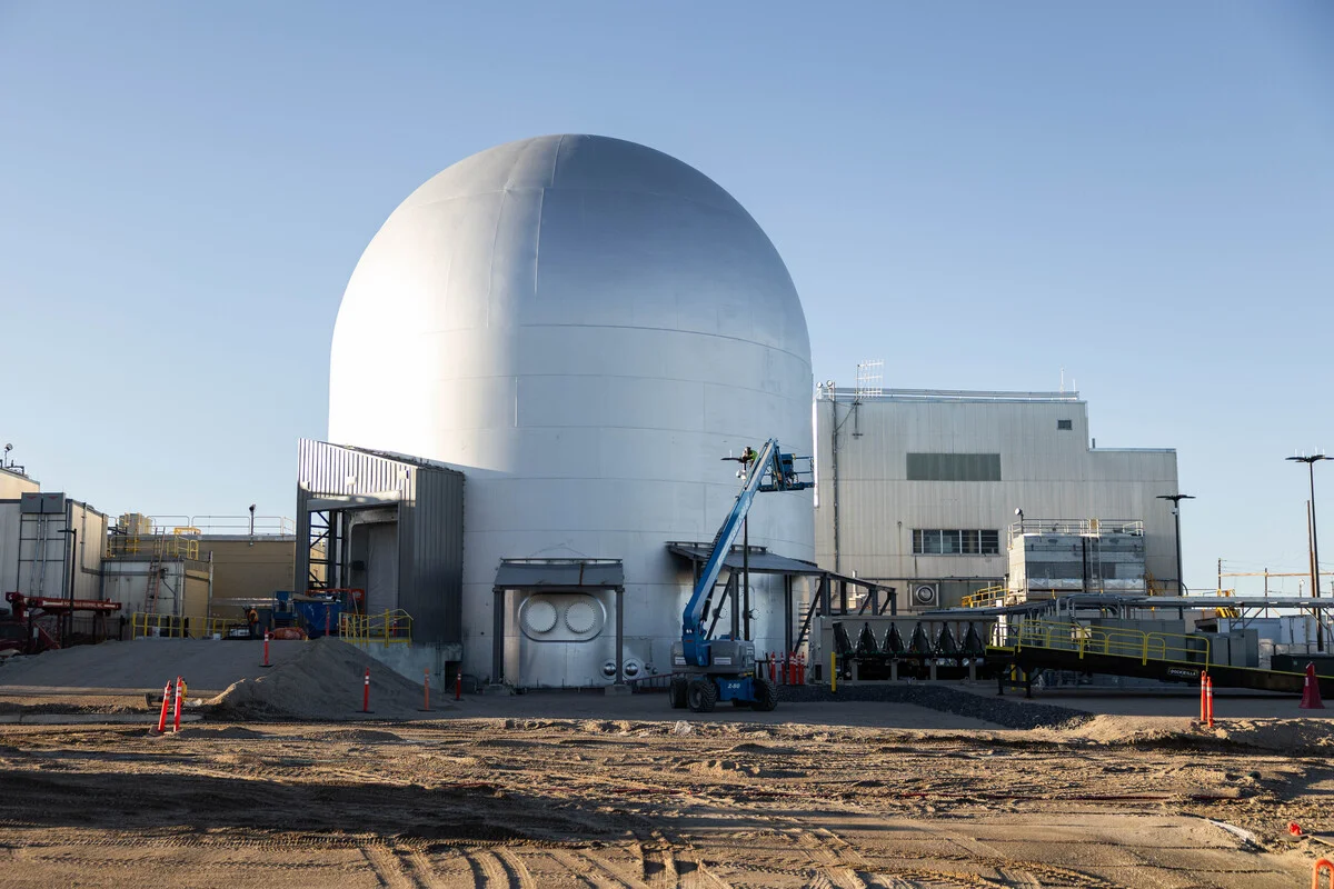 Construcción de la cúpula nuclear en instalaciones del Laboratorio Nacional de Idaho