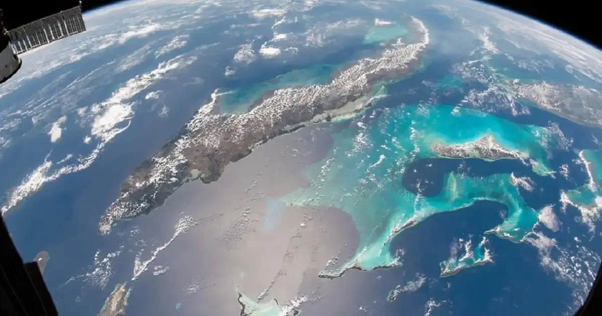 Satélite de la NASA monitoreando los océanos desde el espacio.
