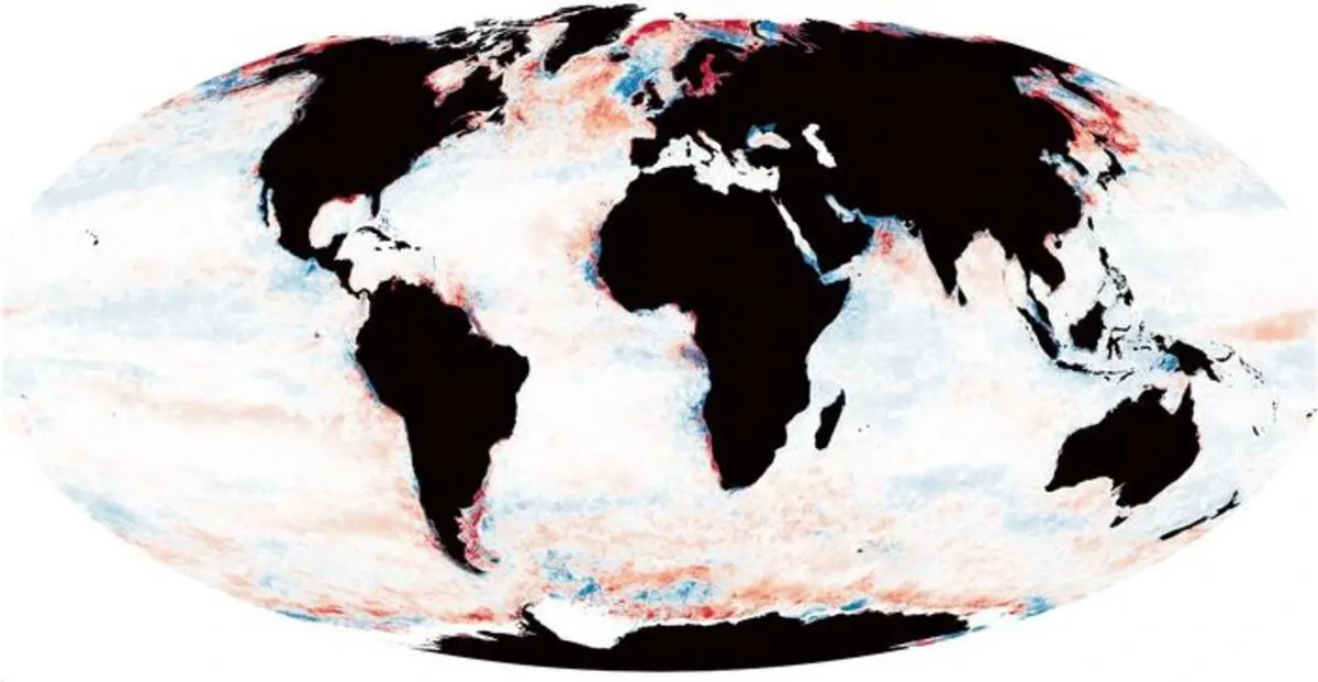 Mapa global que muestra los cambios en la claridad de las zonas fóticas oceánicas entre 2003 y 2022