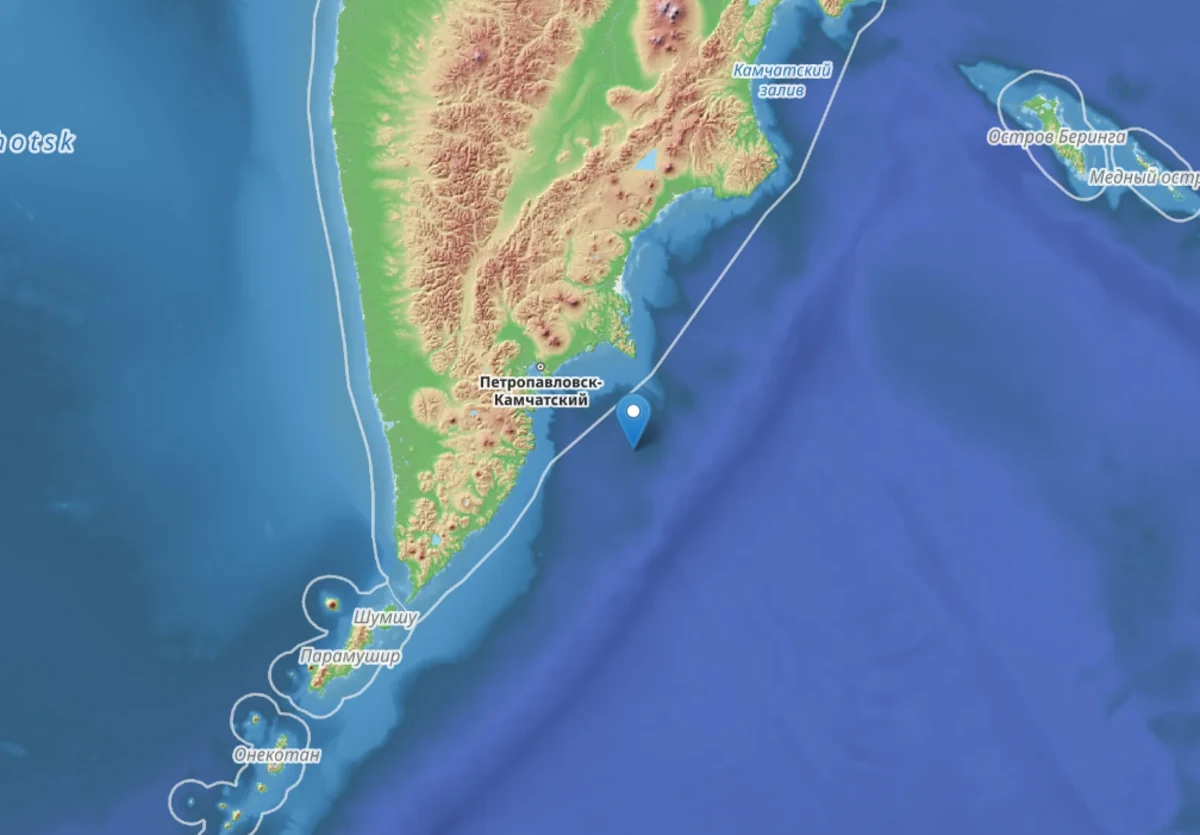 Mapa de Kamchatka con marcador del epicentro del terremoto