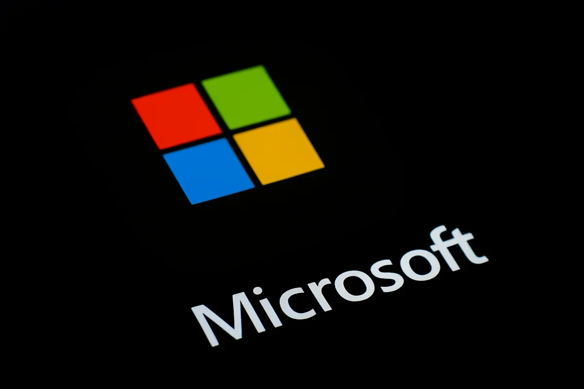 Logotipo de Microsoft con su característico icono de cuatro colores