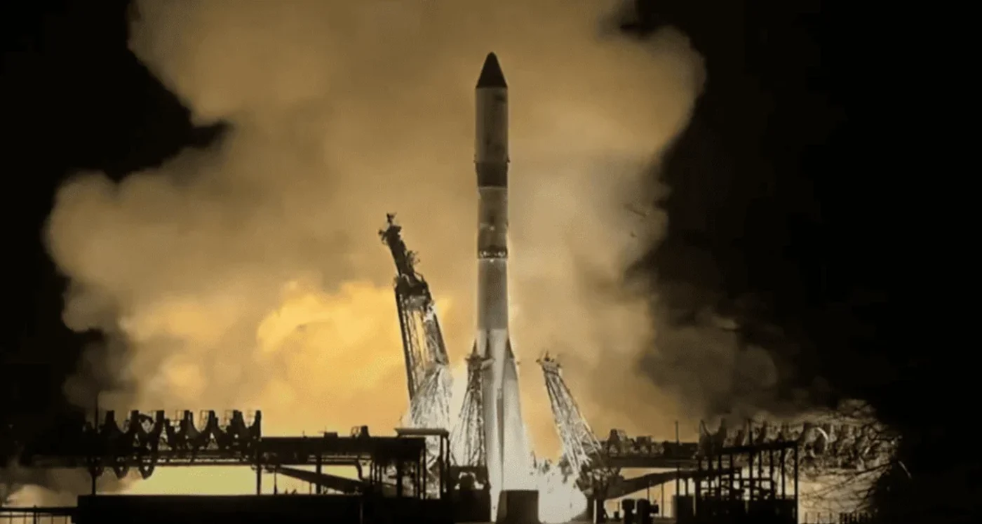 Lanzamiento de la nave de carga Progress MS-30 desde el cosmódromo de Baikonur, Kazajistán, rumbo a la Estación Espacial Internacional.