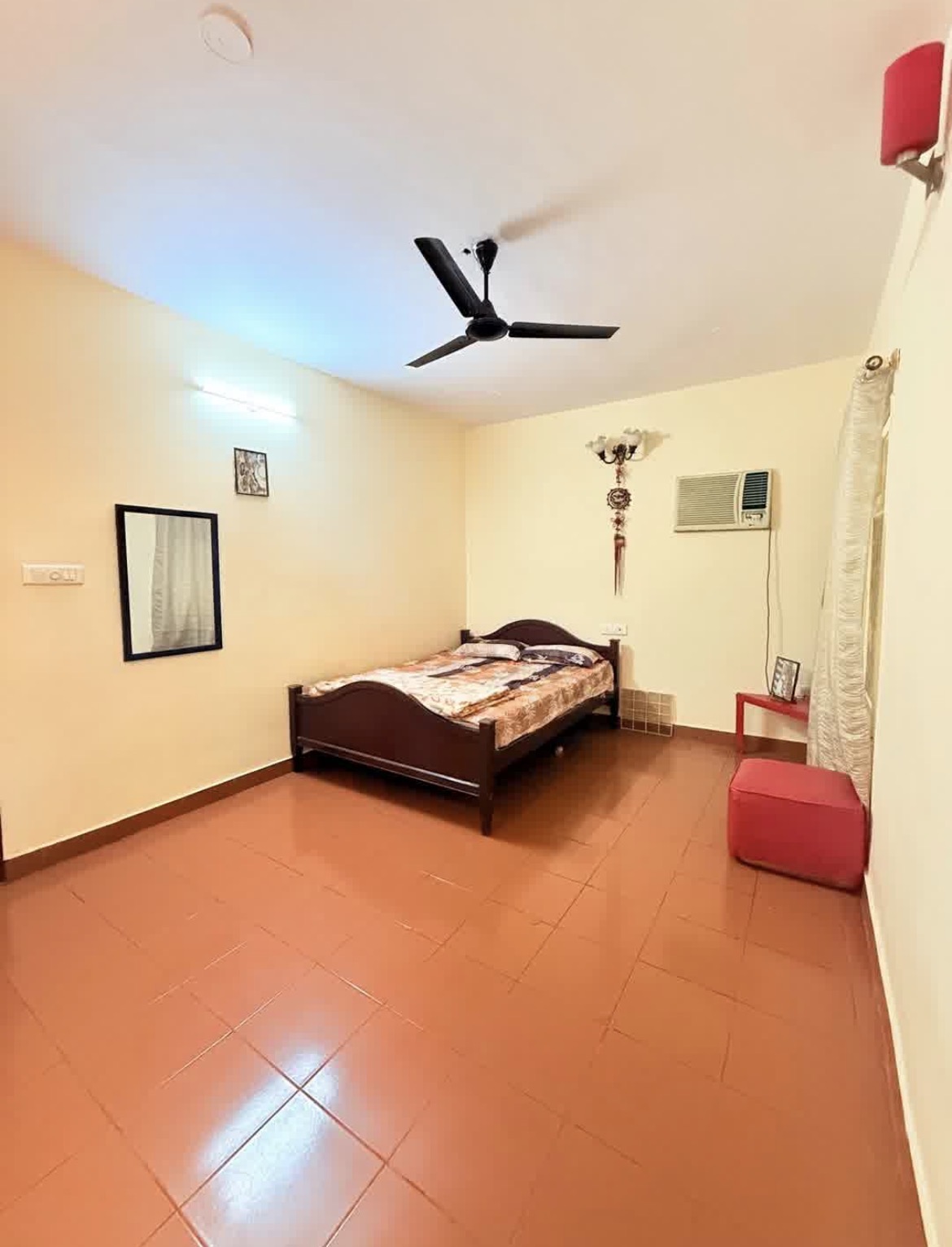 STAYVEL - 1847 - 2BHK 