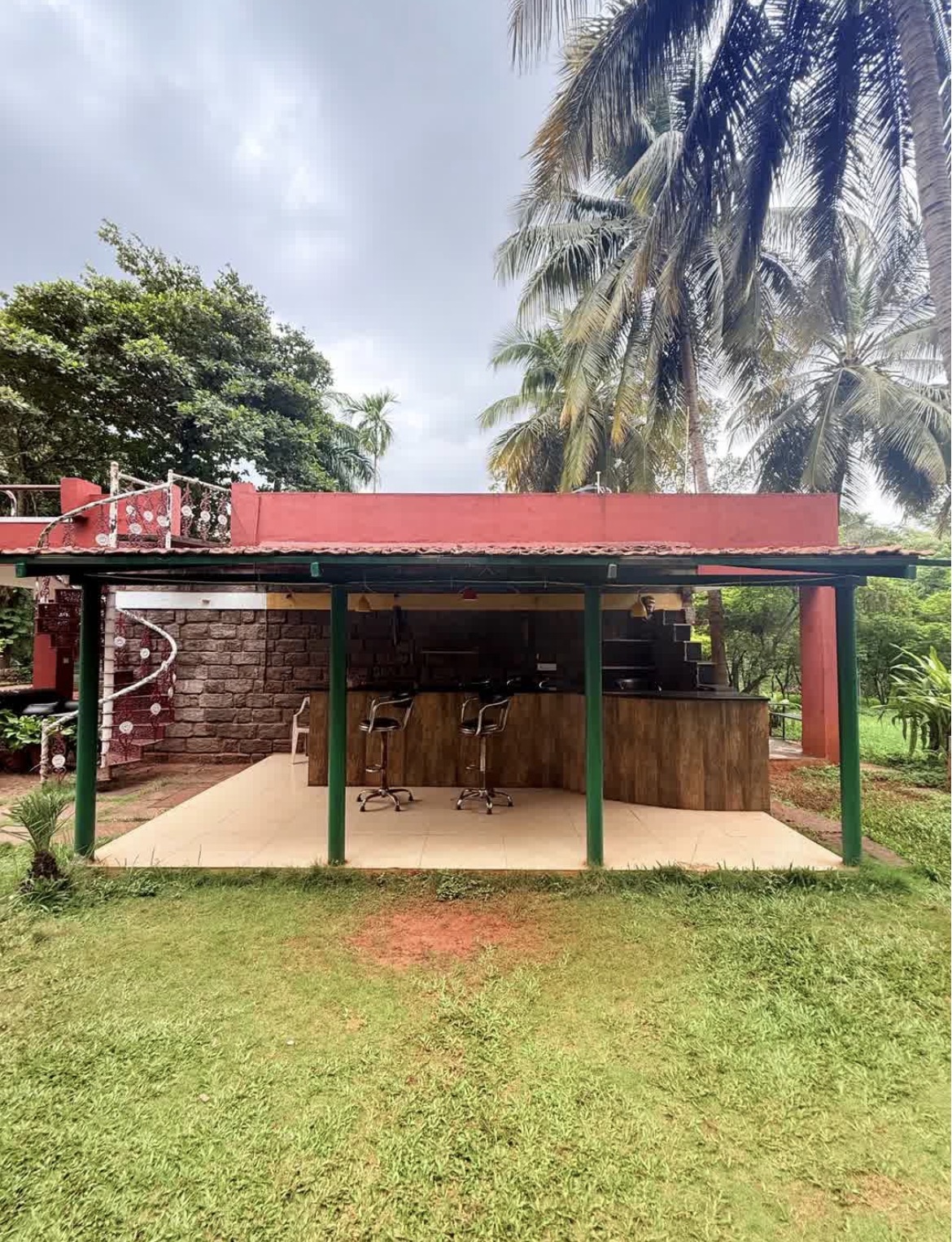 STAYVEL - 1847 - 2BHK 