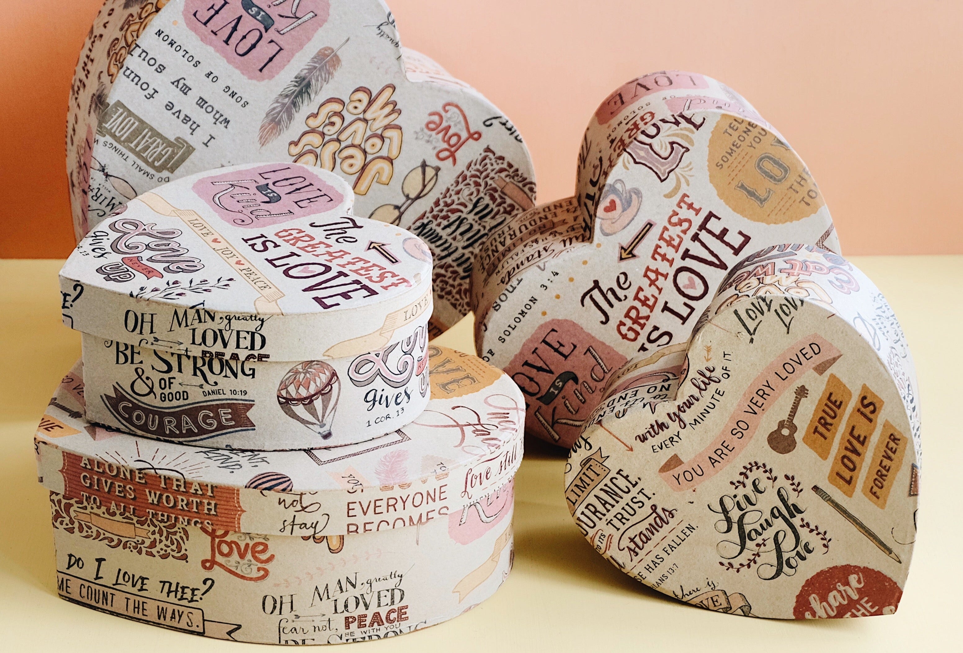 heartshaped kraft box