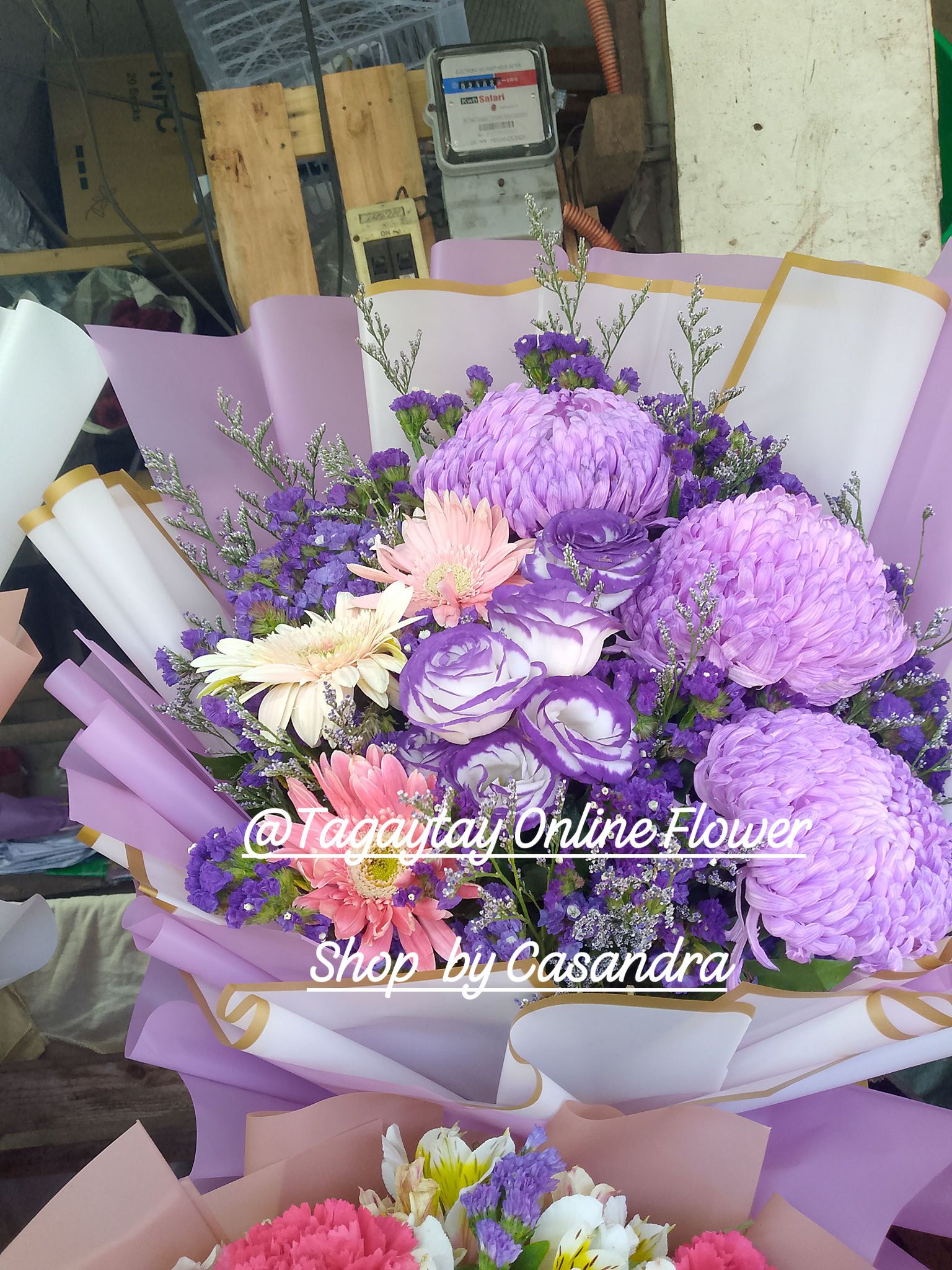 gerbera and sunlight bouquet