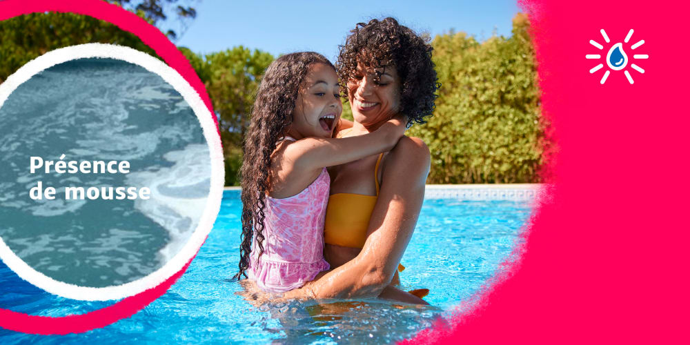 Mousse Dans La Piscine