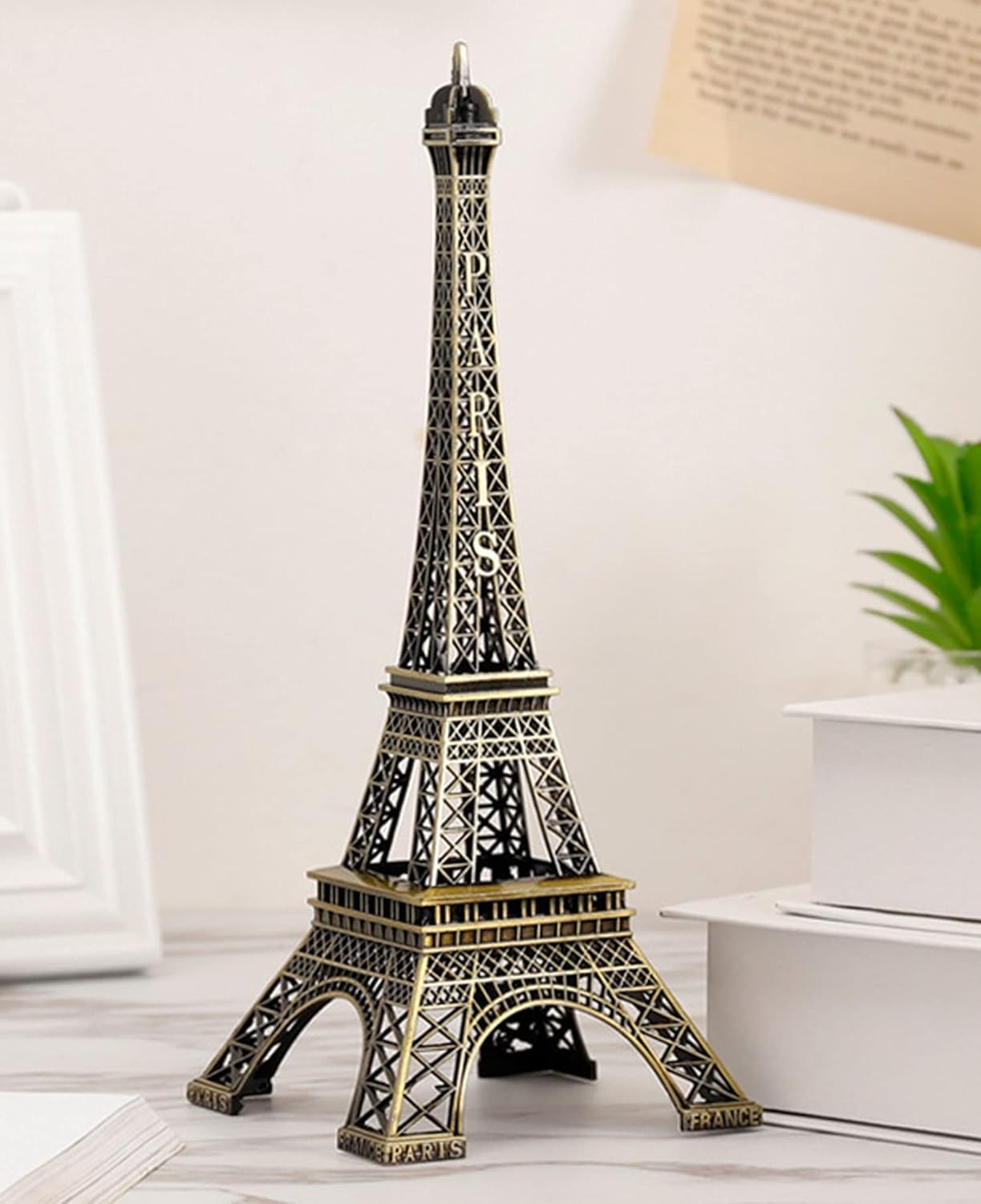 Uadme Tour Eiffel Modele