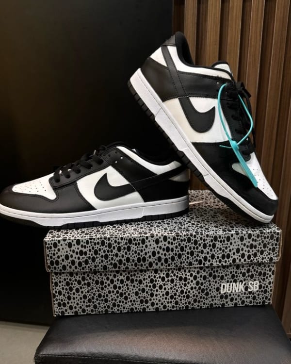 Nike Dunk Low Black OG Panda