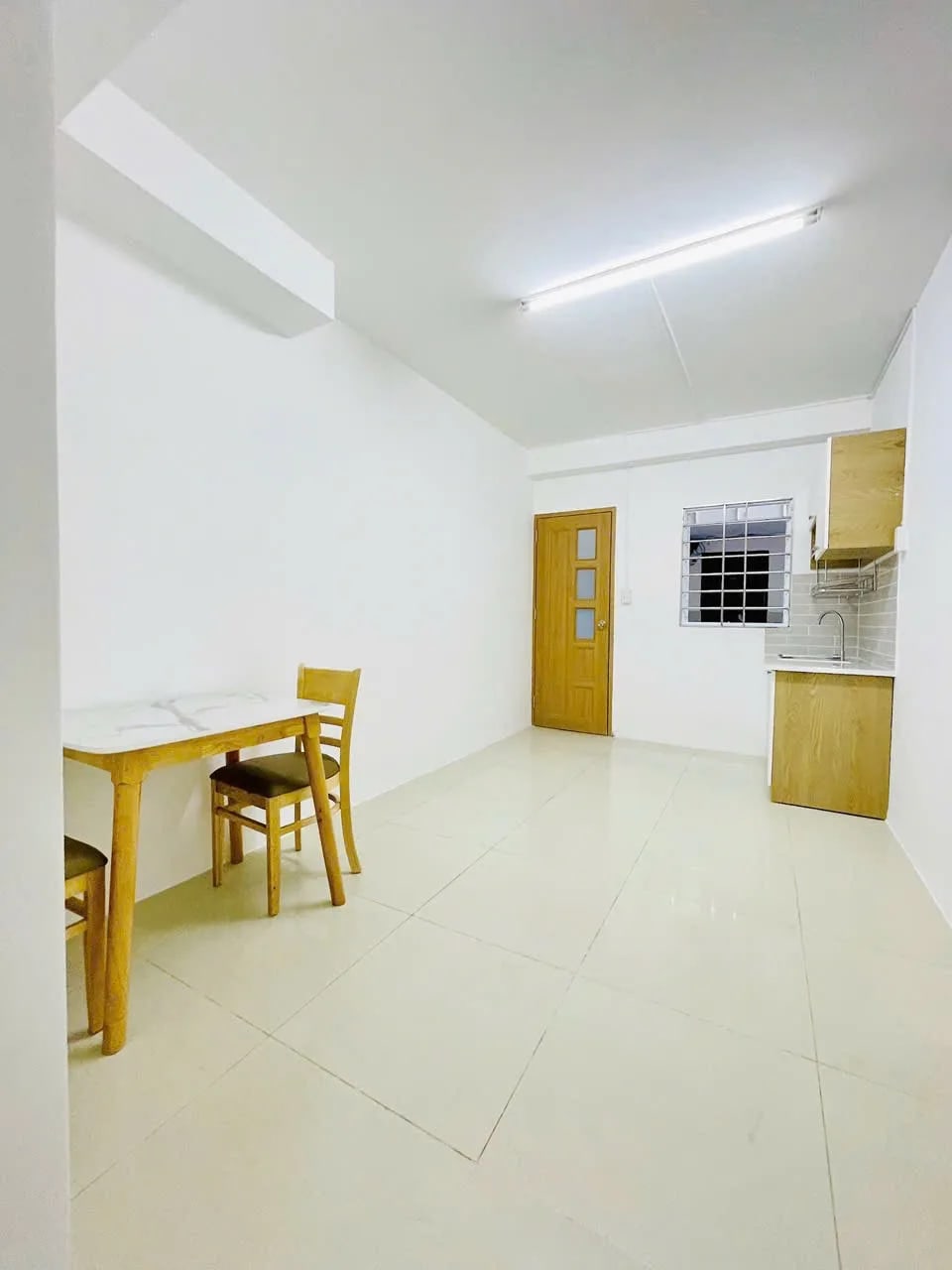 Phòng B001 - 8
