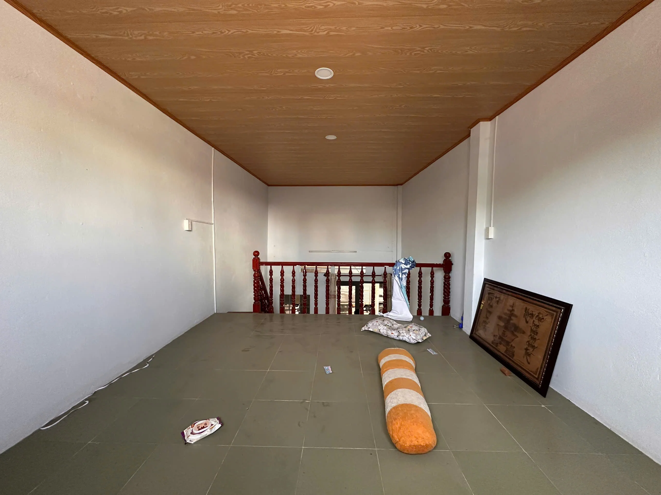 NHÀ NGUYÊN CĂN NHỎ - 2