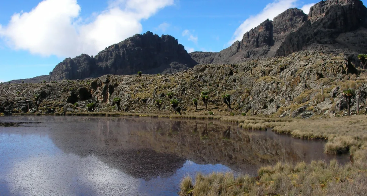 04 Days Mount Kenya Sirimon Chogoria