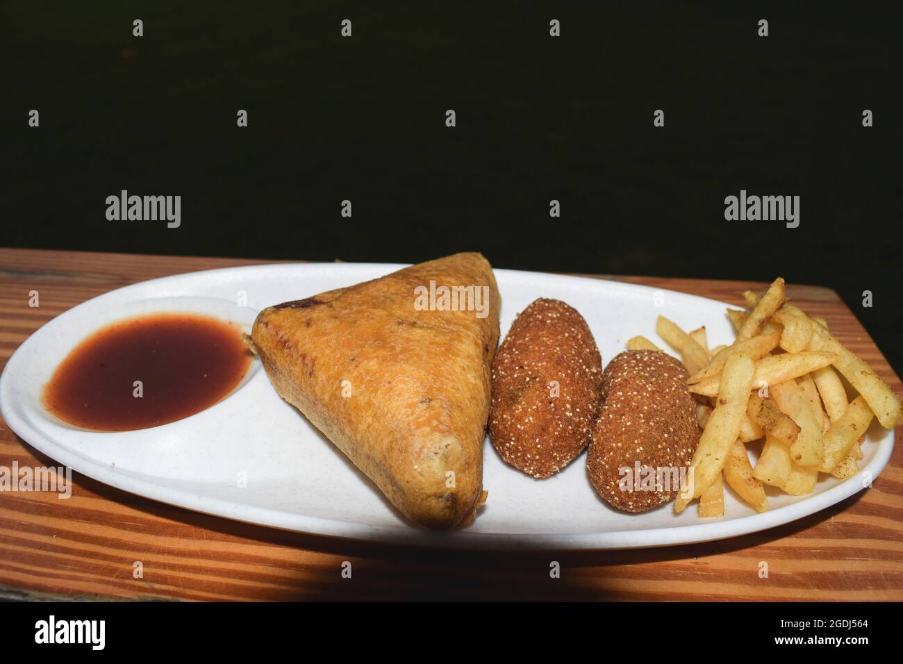 Khaja Set (Pakoda, French Fry, Chatni)