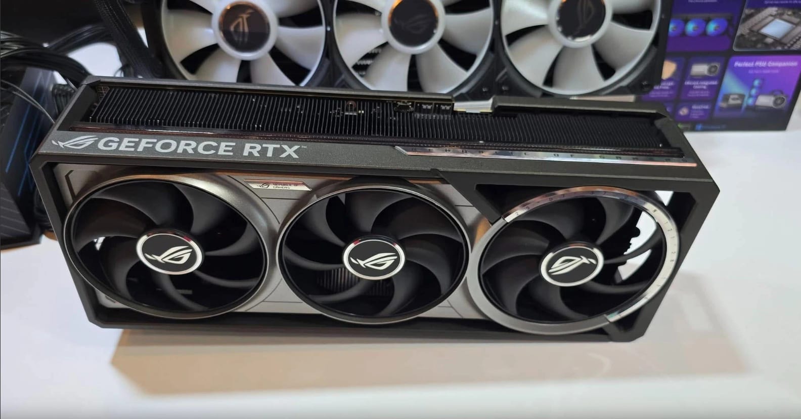 TechStore Banner
