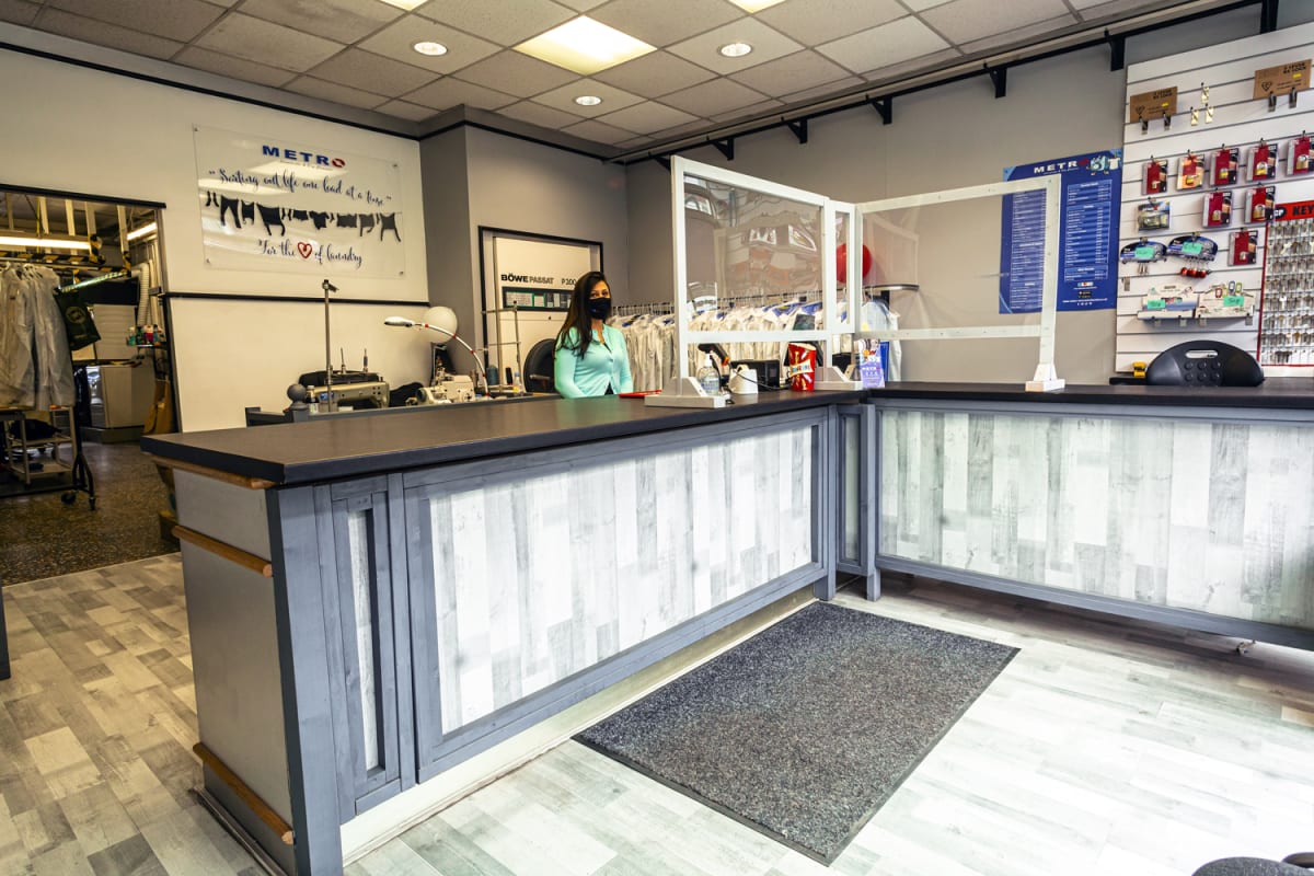 Terence Meghani Official Metro 31 - Metro Laundrette & Dry Cleaners