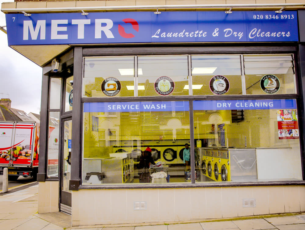 0B4A3708 - Metro Laundrette & Dry Cleaners