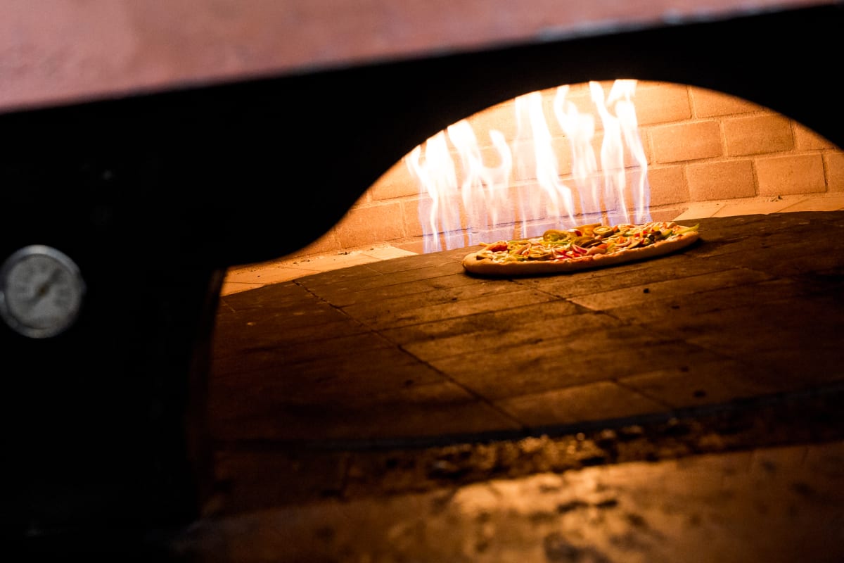 Fireaway Pizza Neasden 028444 - Fireaway Pizza