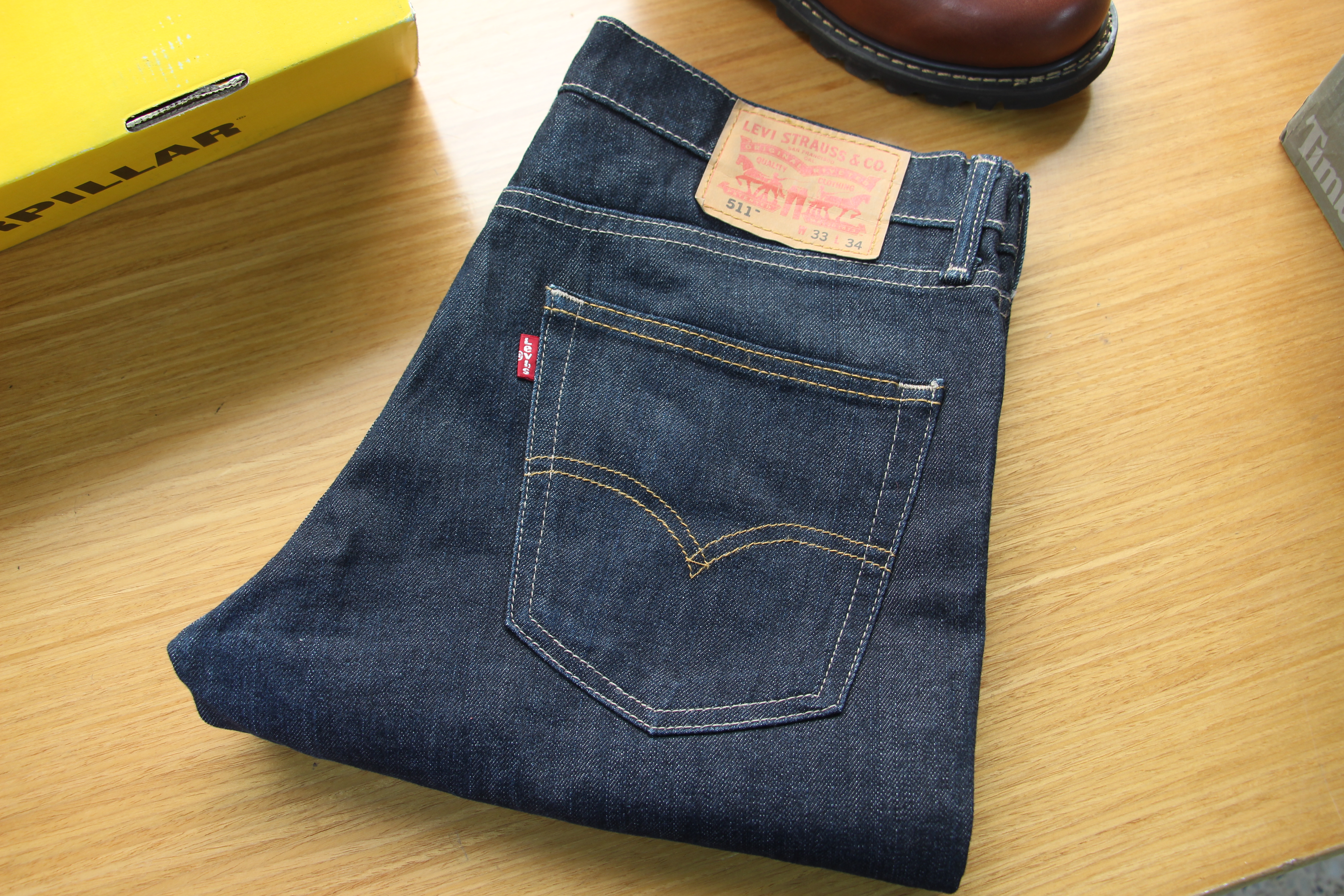 levi's 511  - Secondary Image