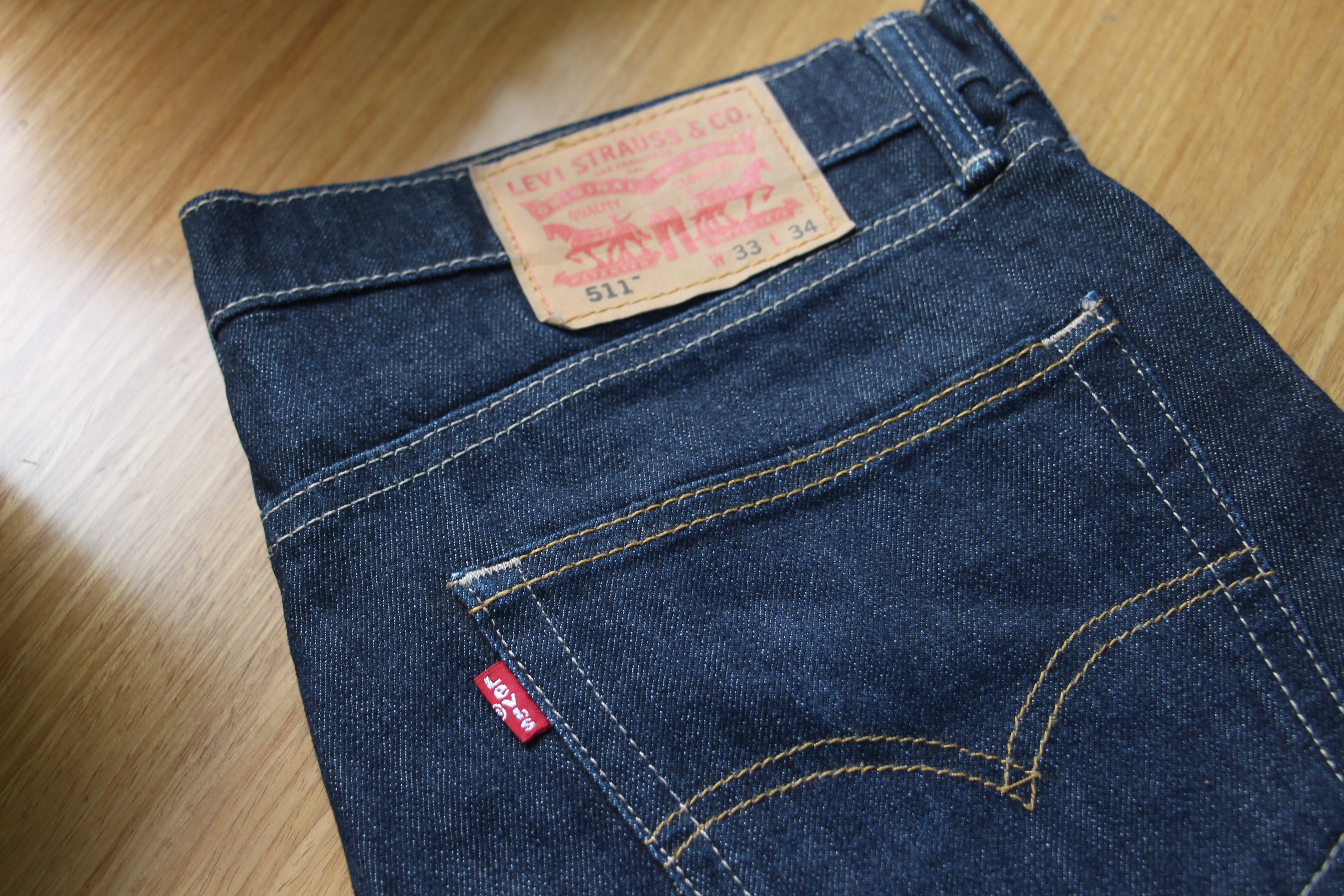levi's 511  - Secondary Image