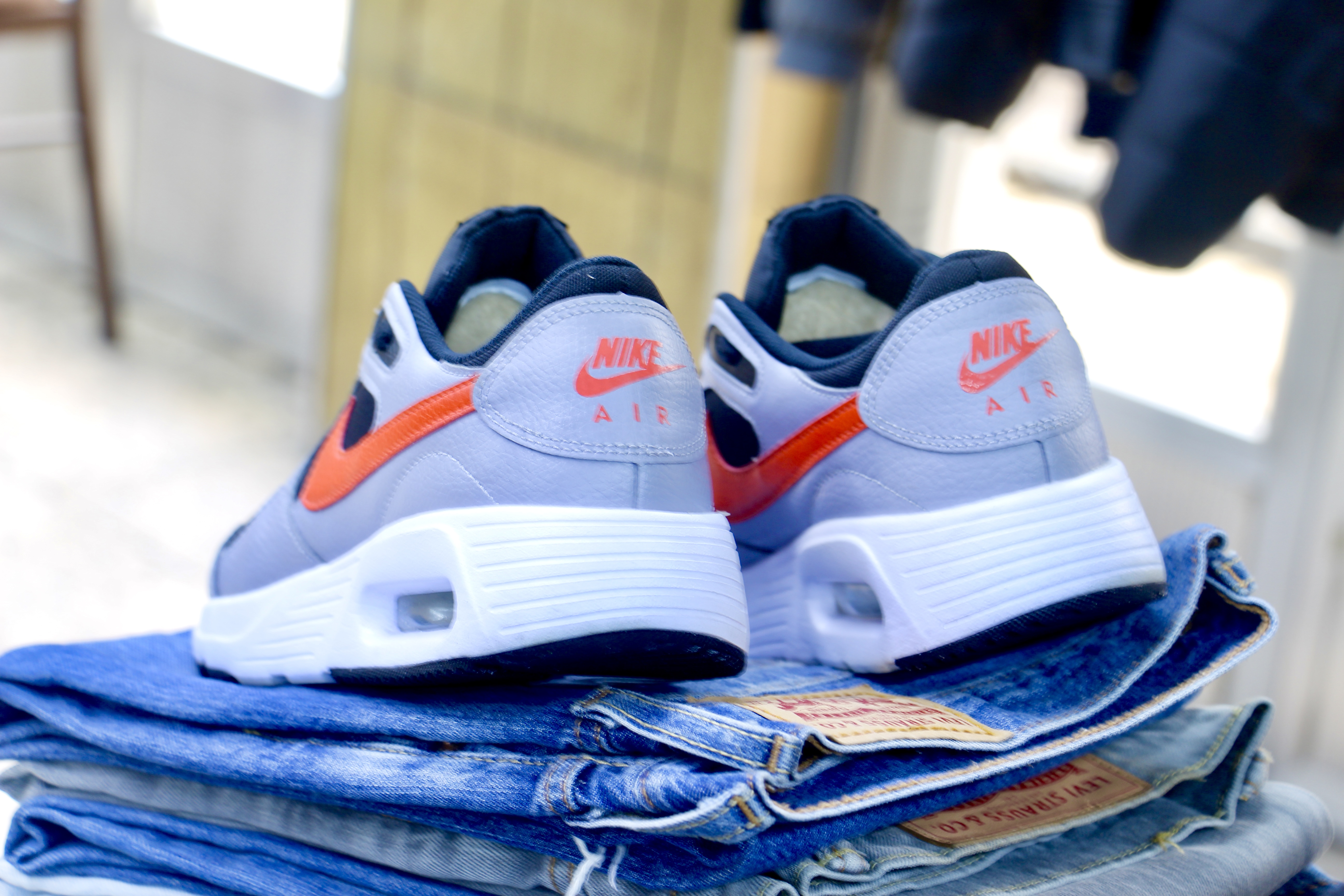 Nike Air Max - Secondary Image