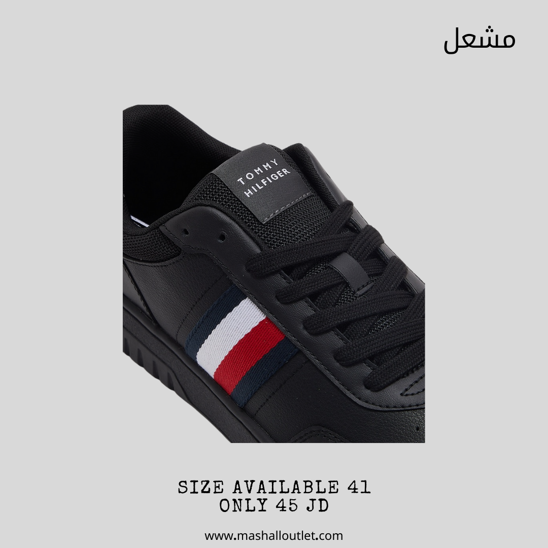 TOMMY HILFIGER - Secondary Image