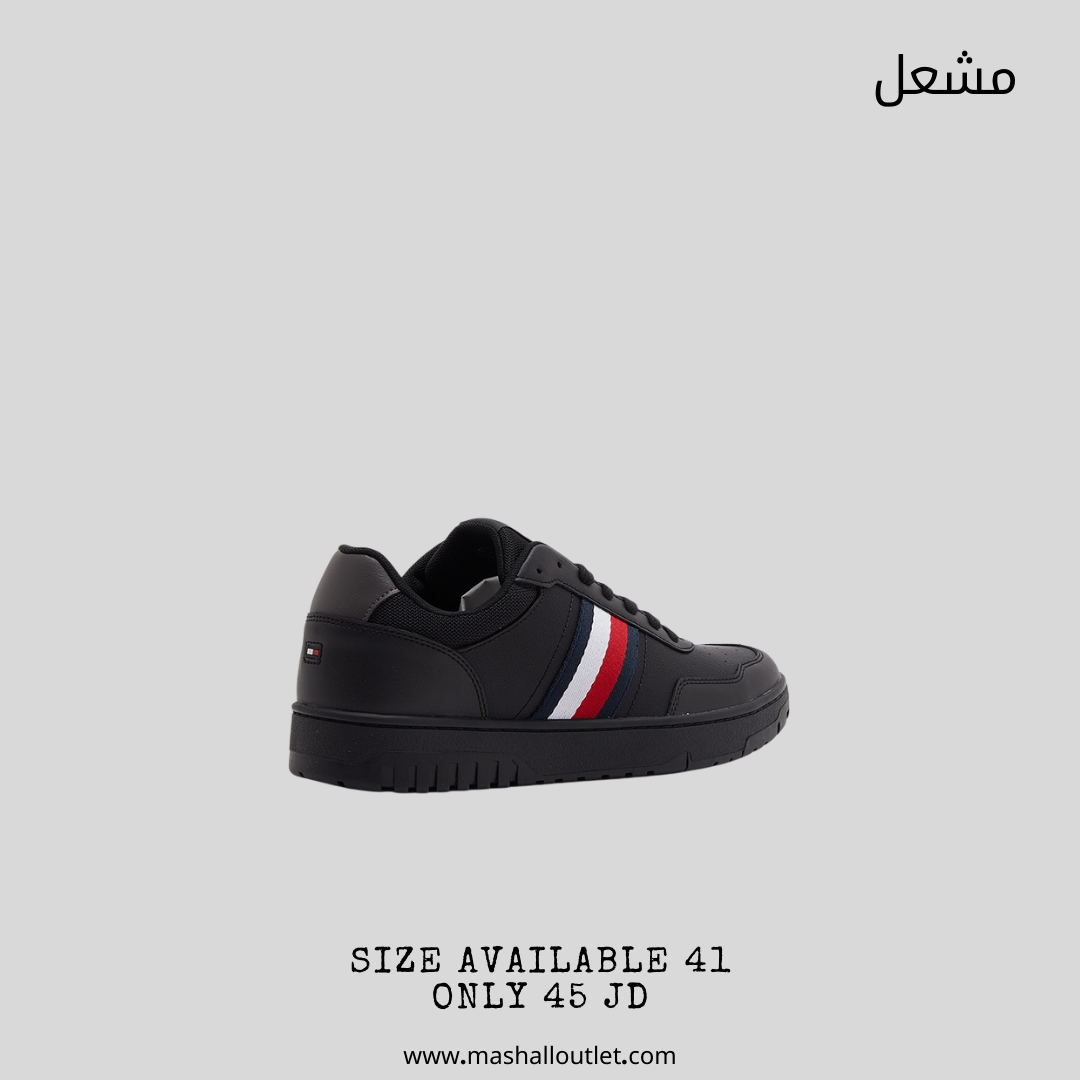 TOMMY HILFIGER - Secondary Image