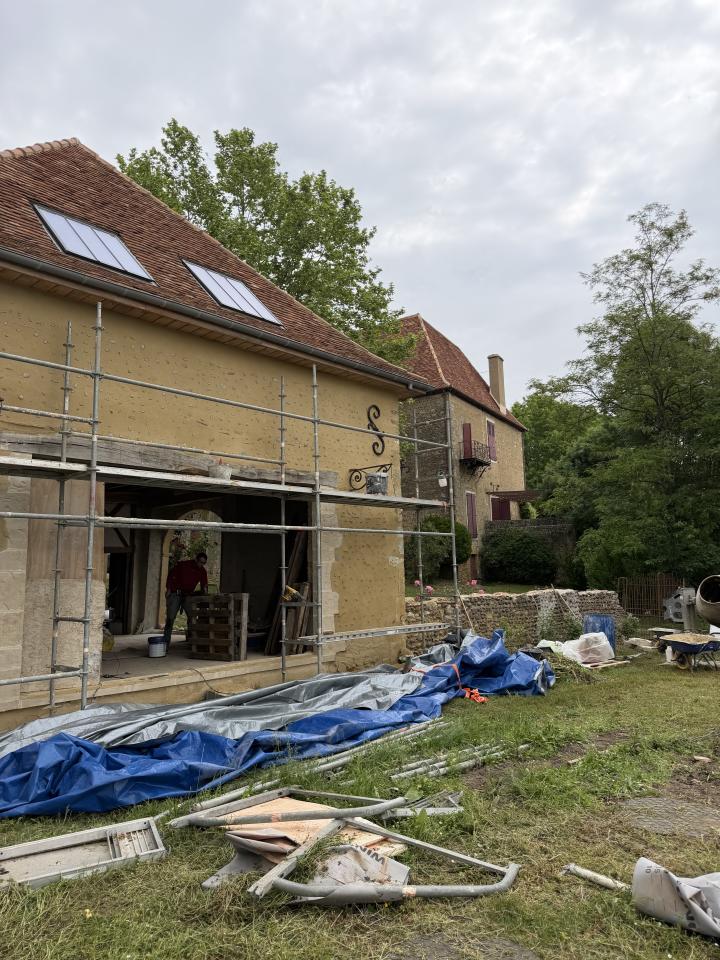 Transformation d'une dépendance en habitation.