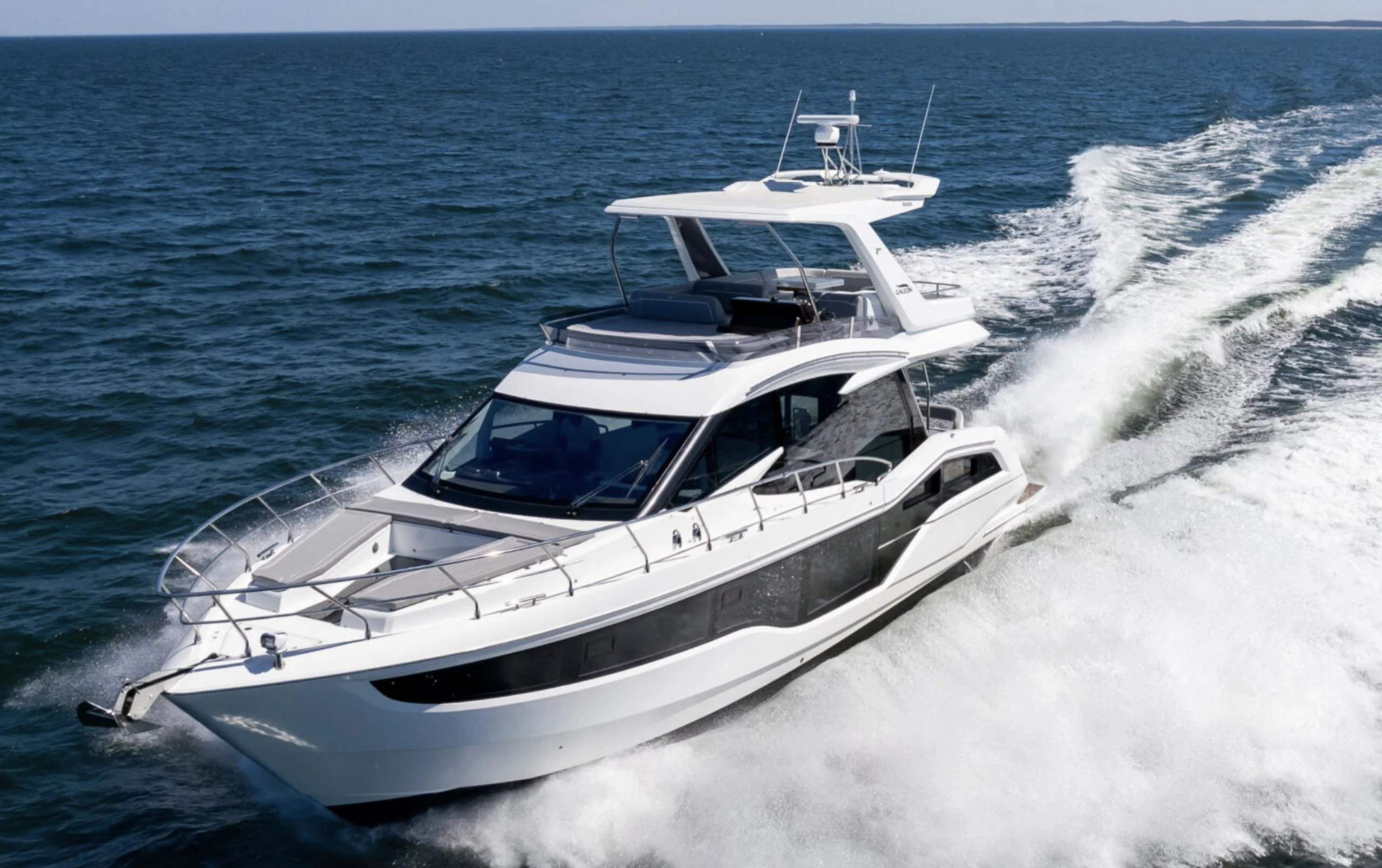 Galeon 53ft FLY
