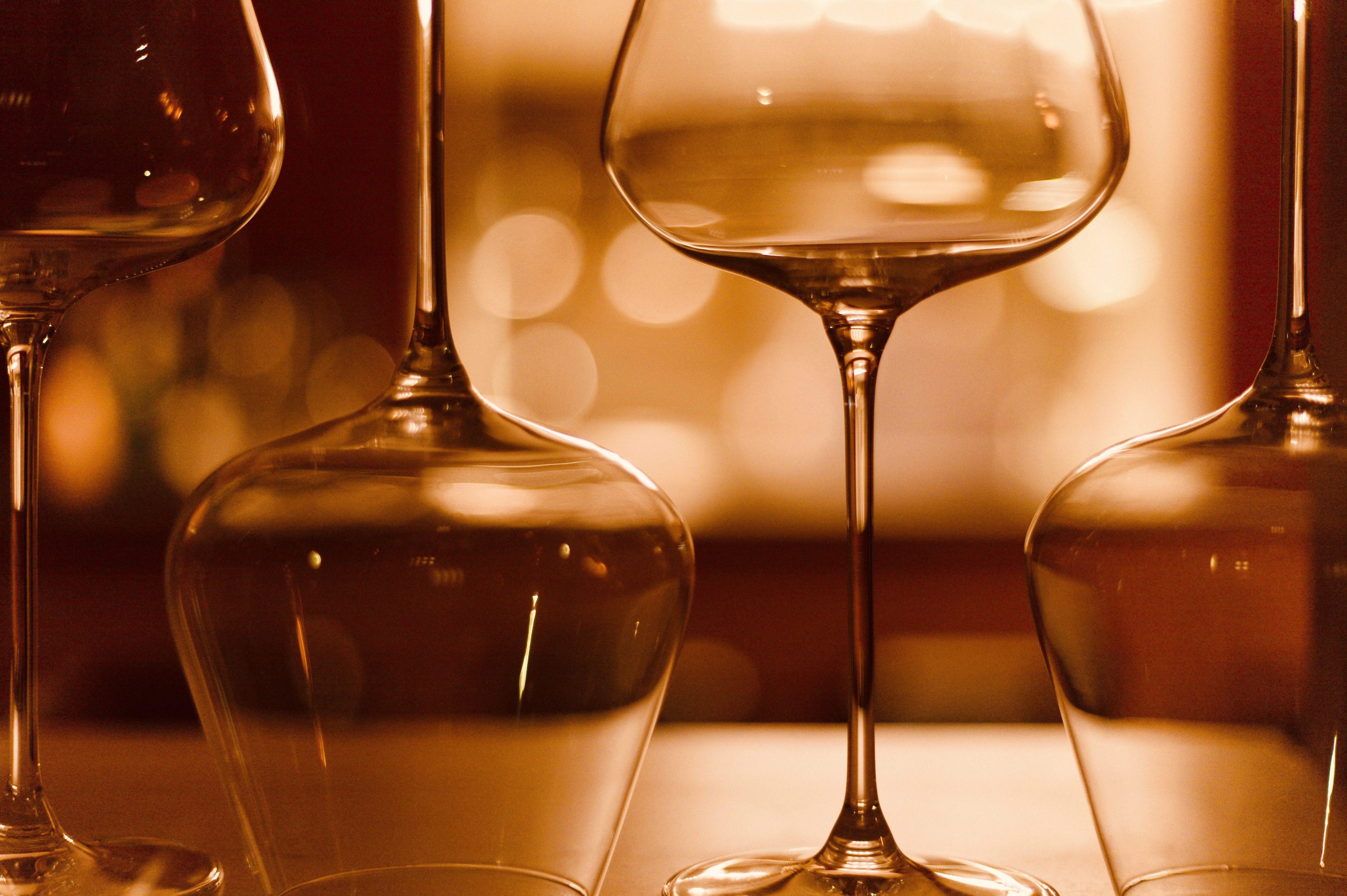Pick-up Artist at the Bar: The Comeback Kid? 
