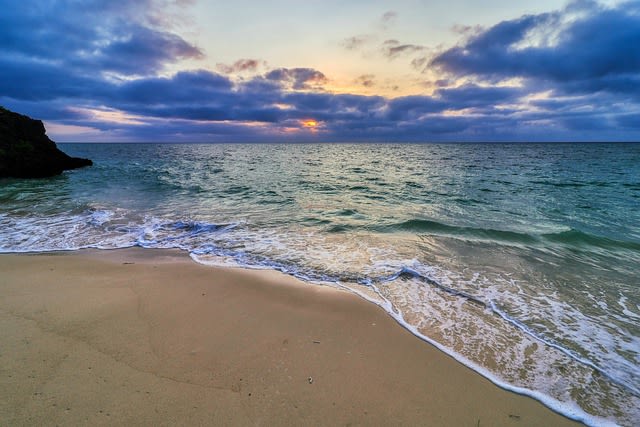 Cool Colors for Calmness and Balance: The Role of Blues, Greens, and Purples