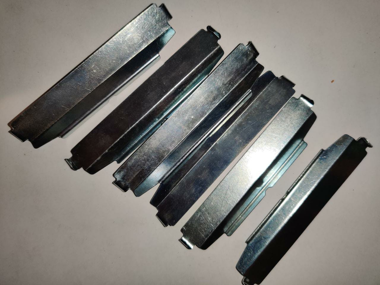 KIT ANTIRR. MITSUBISHI MONTERO IMPORTADO 7076